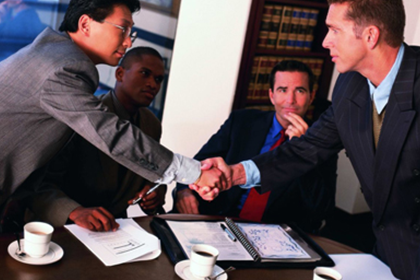 欠款入狱时长如何确定？